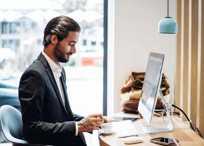 Centro Trindade Hotel Oporto