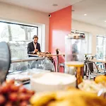 Centro Trindade Hotel