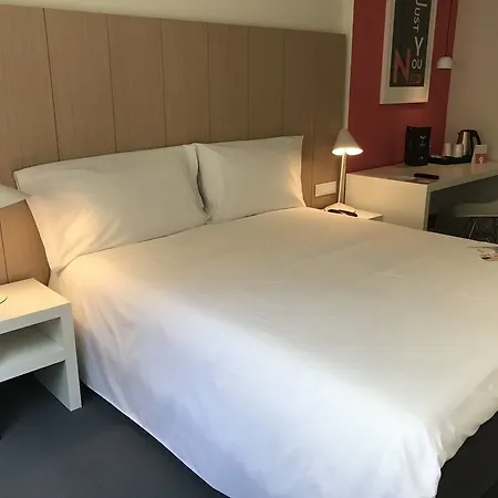 Hotel Centro Trindade Porto