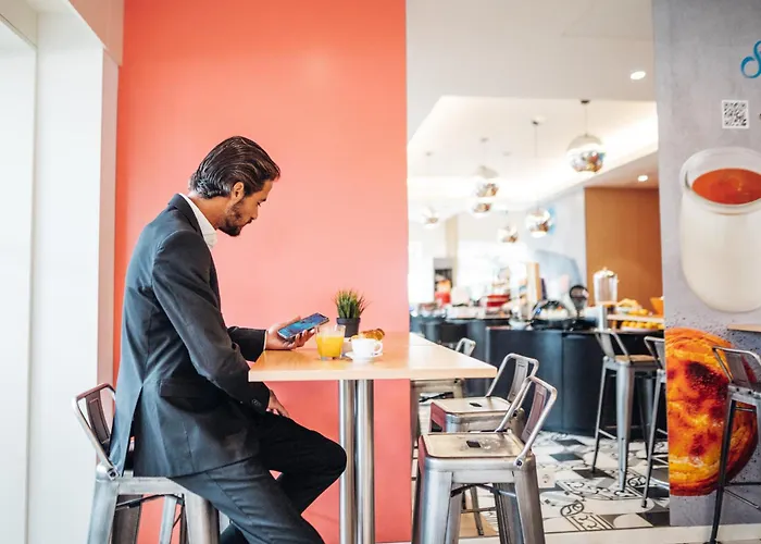 Centro Trindade Hotel