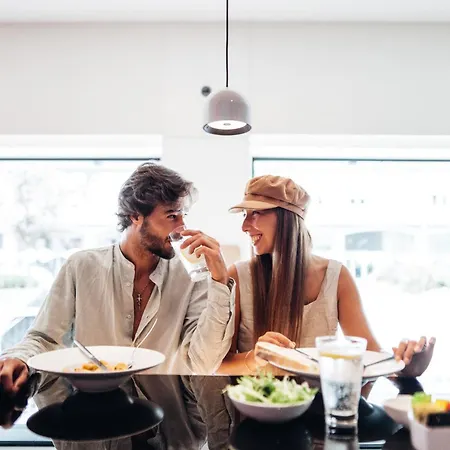 Centro Trindade فندق